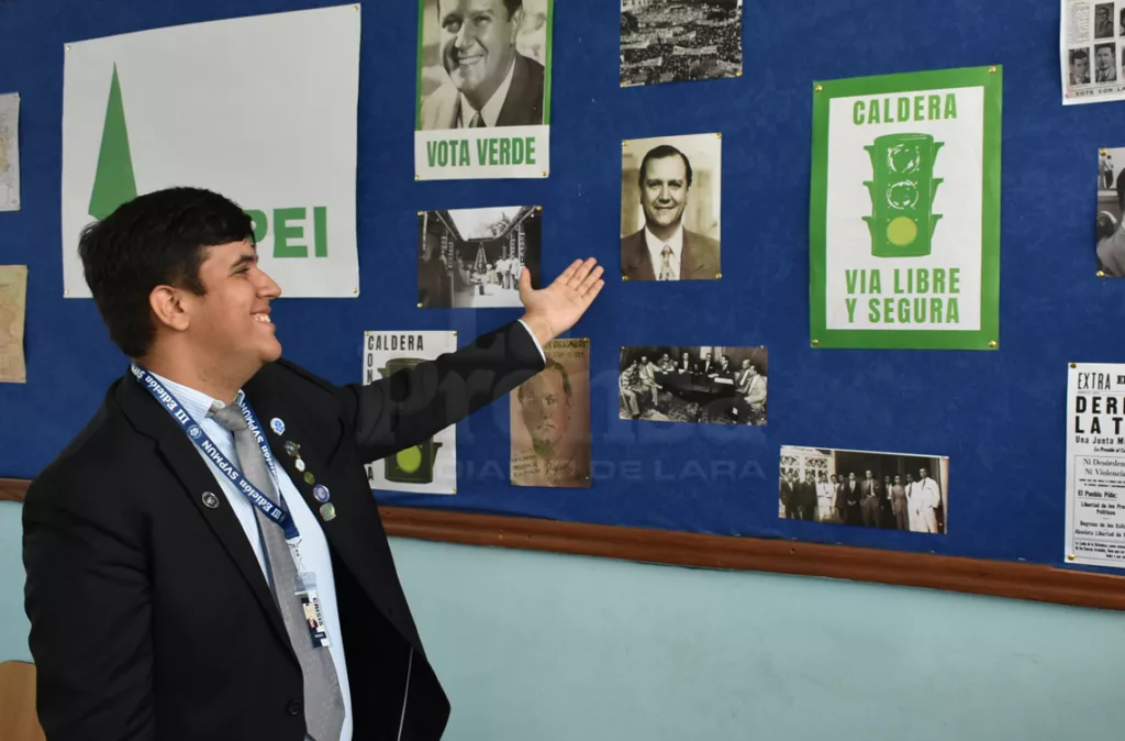 Jóvenes se forman en Modelos de Naciones Unidas para ser líderes en diplomacia