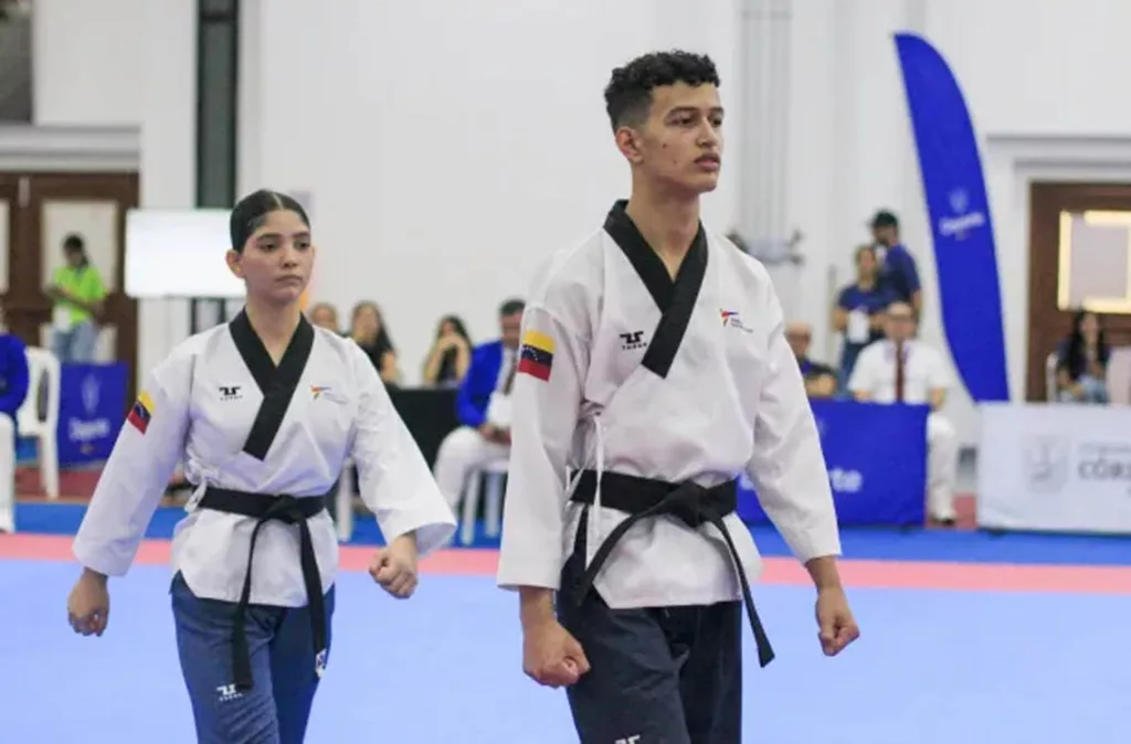 Delegación venezolana consigue medallas en Juegos Escolares de Córdoba 2025