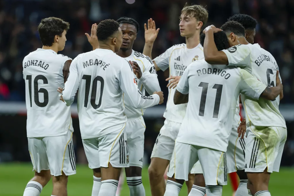 El Barcelona se impone en el liderato de La Liga tras último partido del año