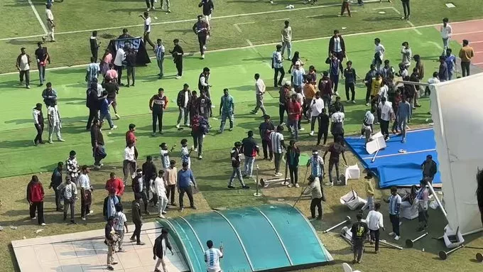 Visita de Messi en India causa estragos tras la inauguración de una estatua de 21 metros