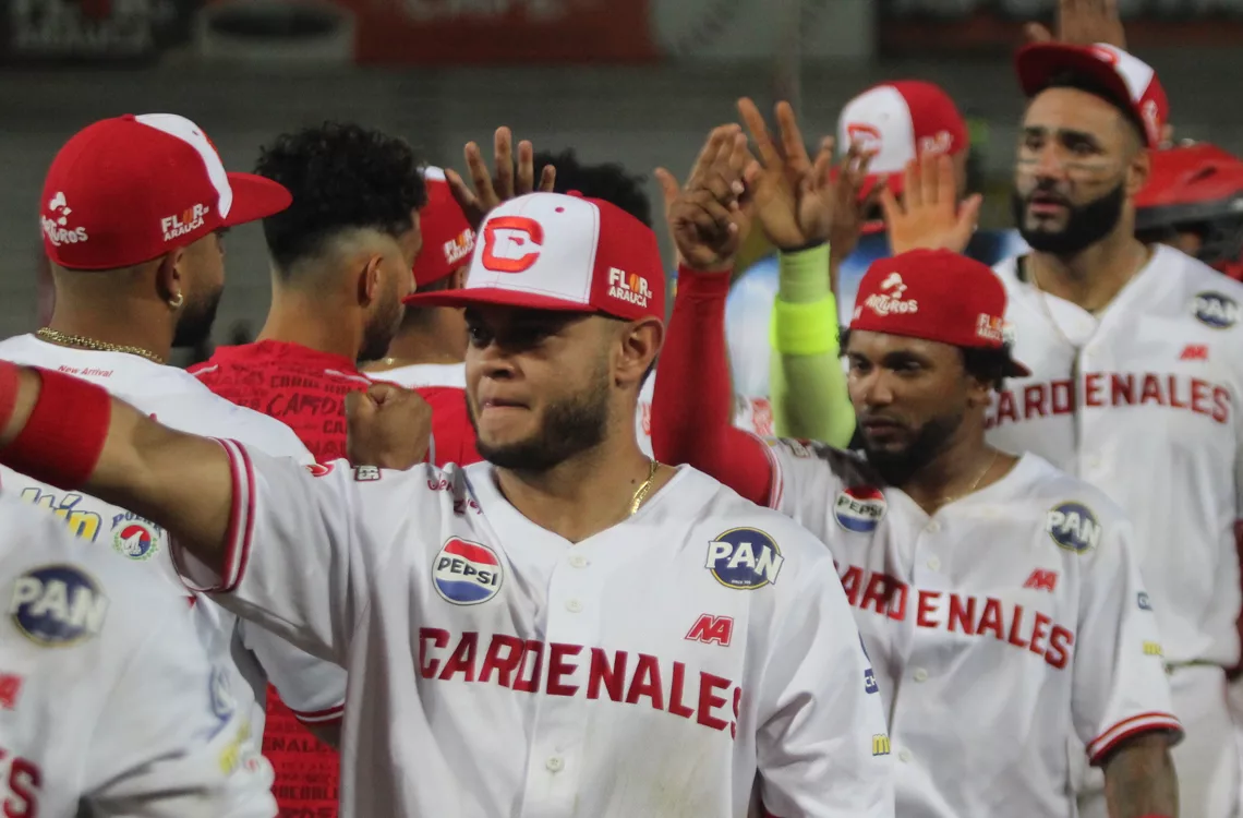 Cardenales de Lara acecha la cima en busca del liderato
