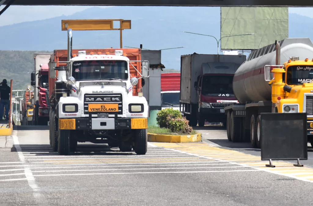 INTT restringirá el tránsito de carga pesada este 24 y 25 de diciembre