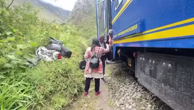 Tragedia en la ruta a Machu Picchu: Choque frontal de trenes deja un fallecido y decenas de heridos