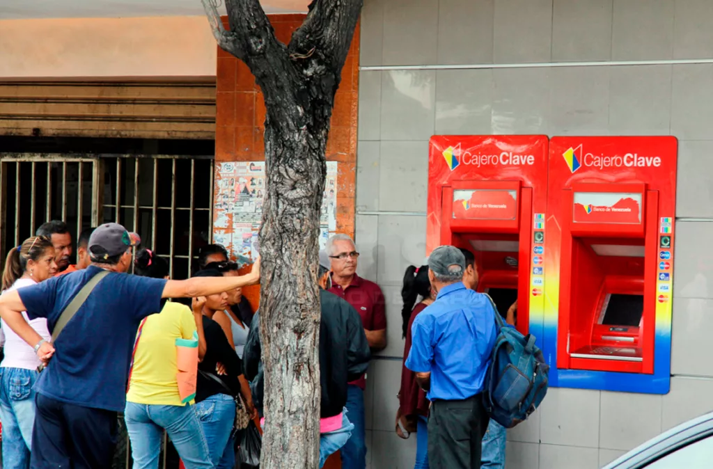 Venezuela cuenta con solo un cajero automático por cada 7.000 personas