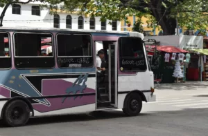 Transportistas fijan el pasaje a $0,35$ en Lara