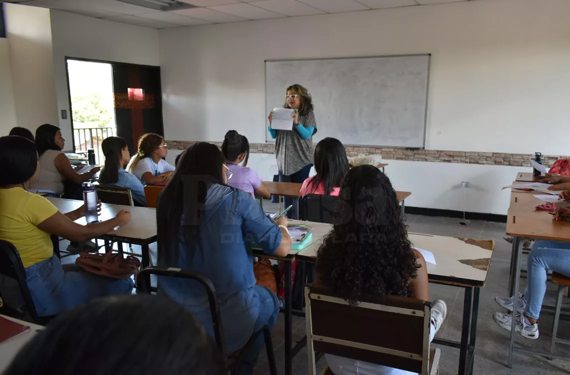 Día del profesor universitario: Compromiso y mística los mantiene en las aulas