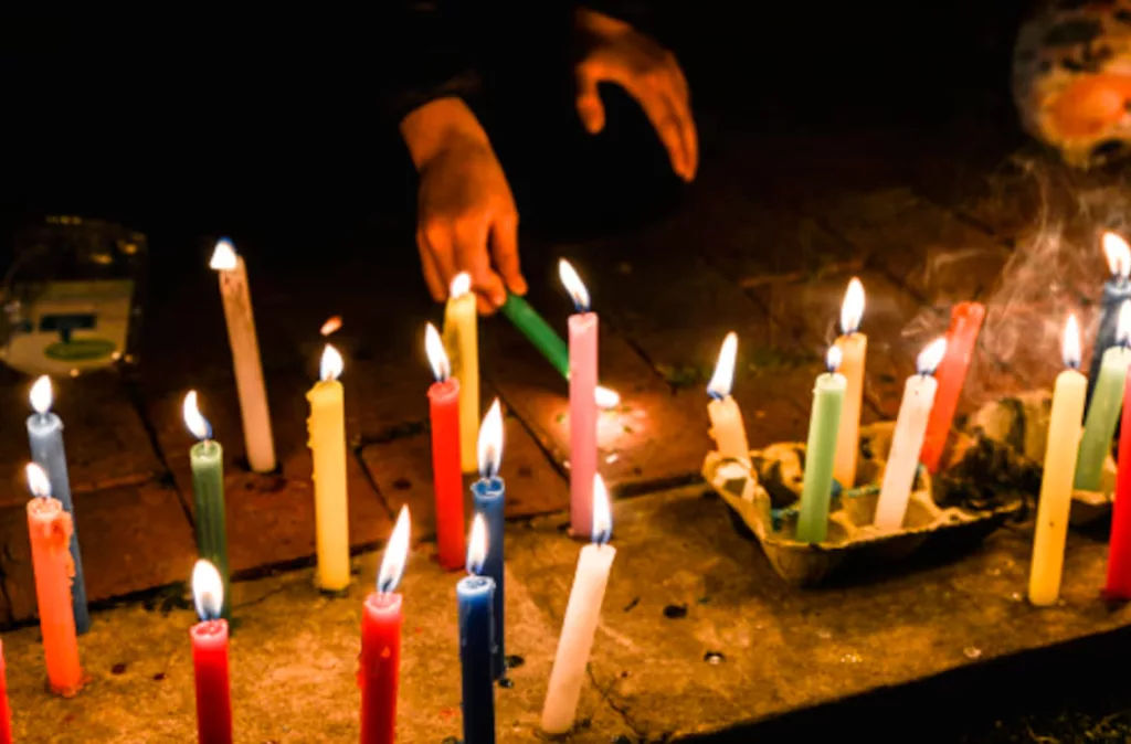 Noche de las Velitas: La tradición católica que ilumina las casas para recibir la Navidad