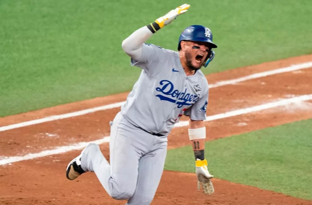 Miguel Rojas se queda en los Dodgers con contrato de $5.5 millones