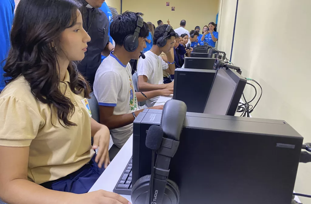 Formación técnica y creativa es impulsada con sala digital en Escuela de Barquisimeto