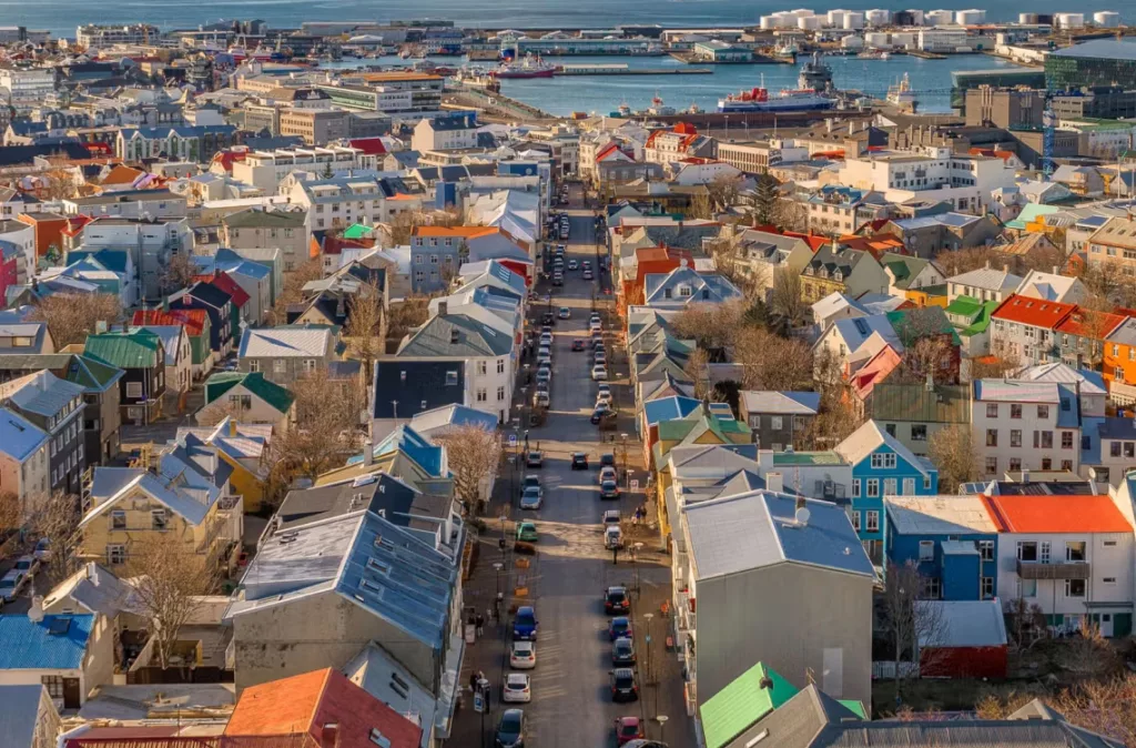 Islandia se mantiene por 17º año consecutivo como el país más seguro del mundo