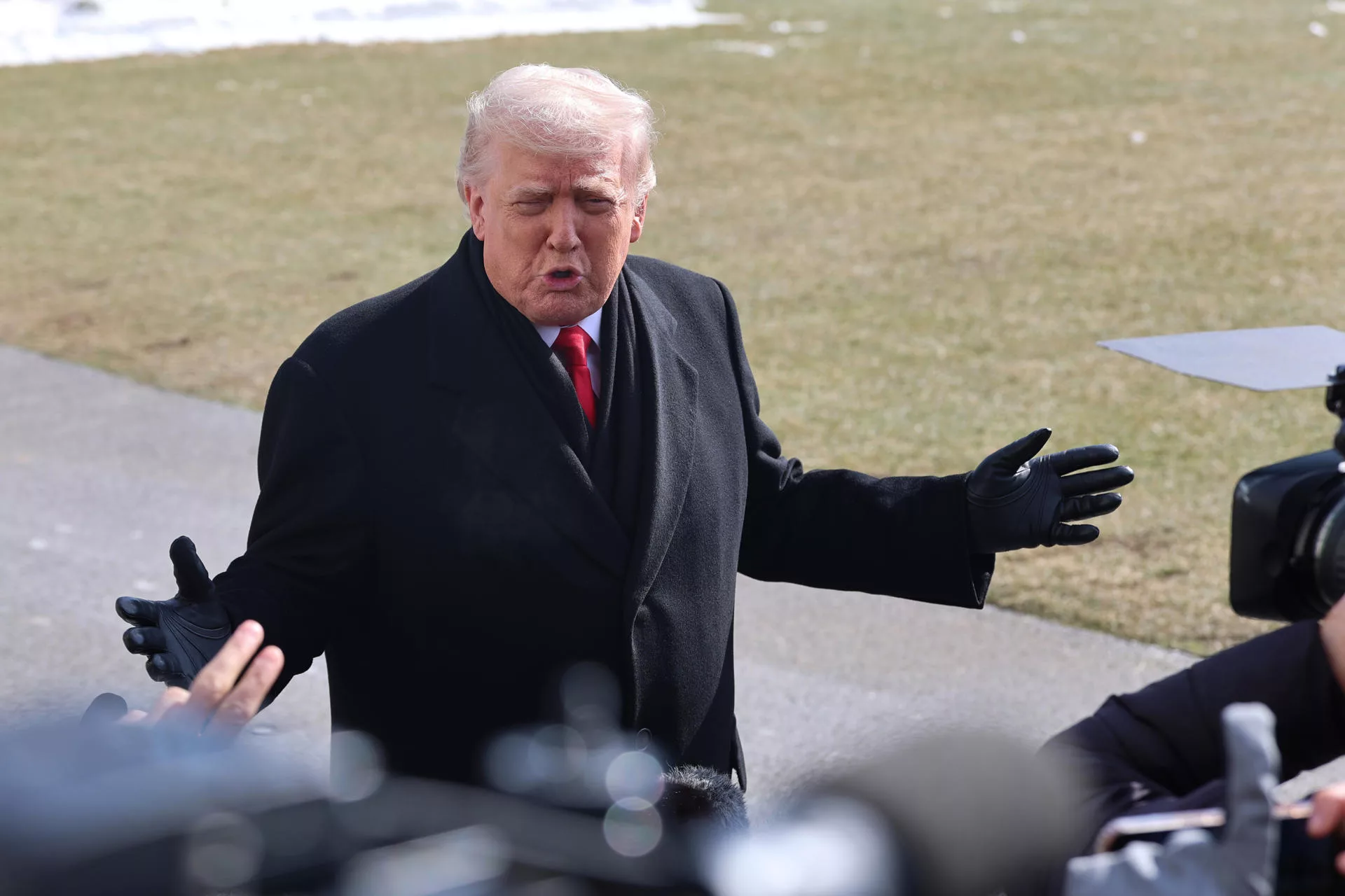 Trump reafirma buena relación con Venezuela tras declaraciones de Delcy Rodríguez