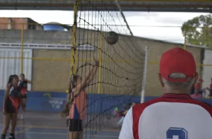Club Lara promueve el voleibol en el oeste de Barquisimeto