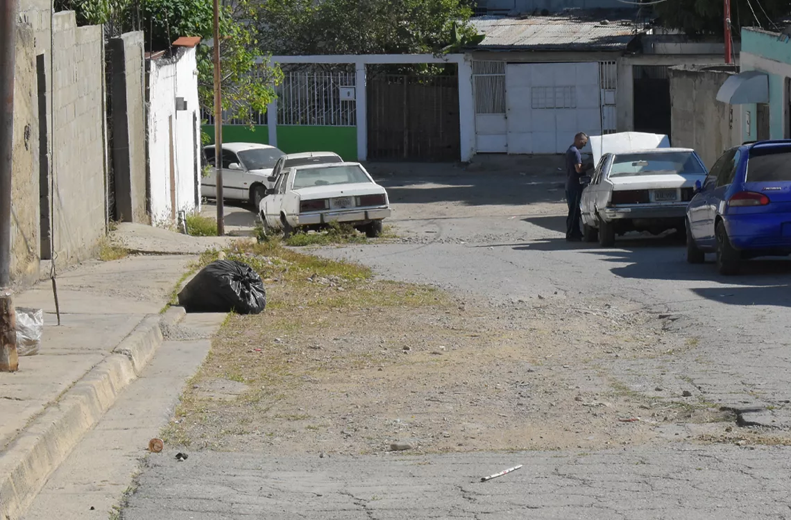 Calles cercanas al túnel presentan tres botes