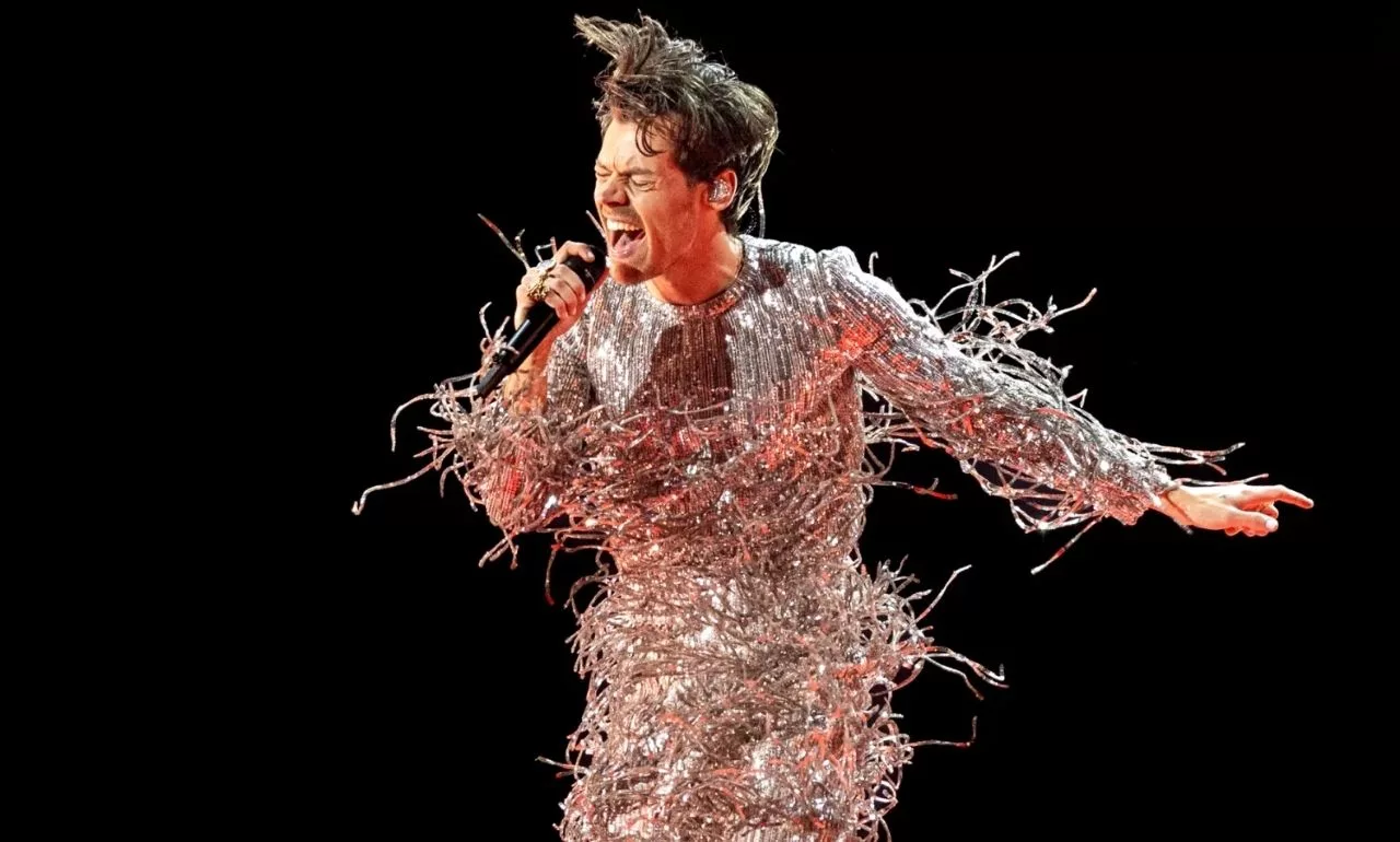 Harry Styles regresa a la música con su cuarto álbum: 'Kiss All The Time. Disco, Occasionally' 