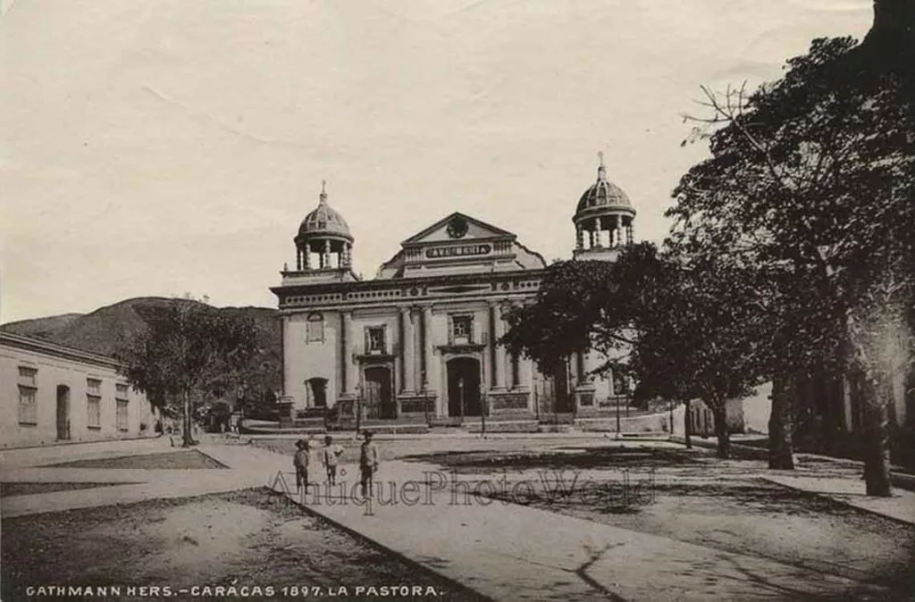 Devoción de la Divina Pastora con más de 300 años en Caracas