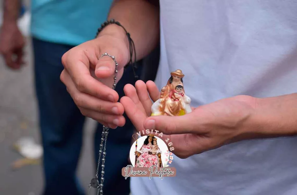 Devotos clamaron a la Divina Pastora por la salud de los enfermos y la paz de Venezuela