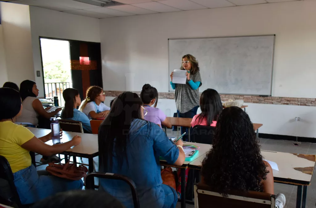 Universidades venezolanas reprograman el reinicio de actividades académicas