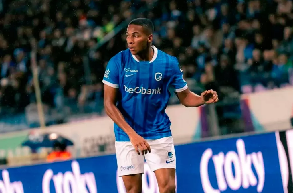 Dos criollos se mantienen en la pelea de la Europa League: Alejandro Gomes y Adrián Palacios