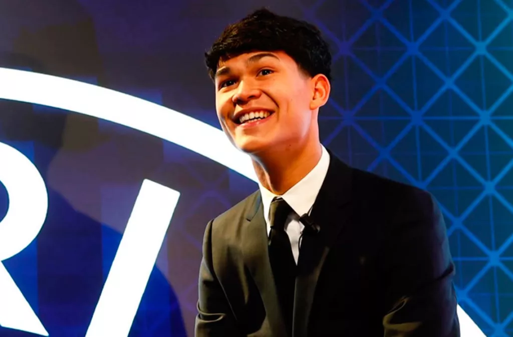 El PSG oficializa el fichaje de Dro Fernández hasta junio de 2030 tras su salida del FC Barcelona