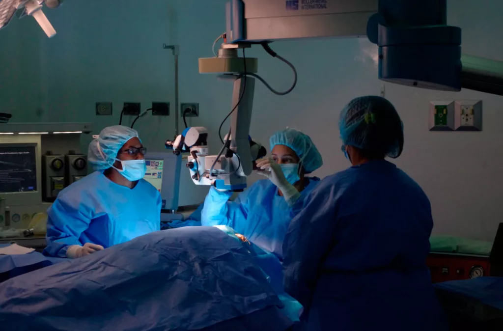 Organizaciones independientes y pacientes denuncian irregularidad en la distribución y entrega de estos tratamientos inmunosupresores.