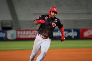 El caroreño Yohendrick Piñango dominó en la LVBP durante diciembre