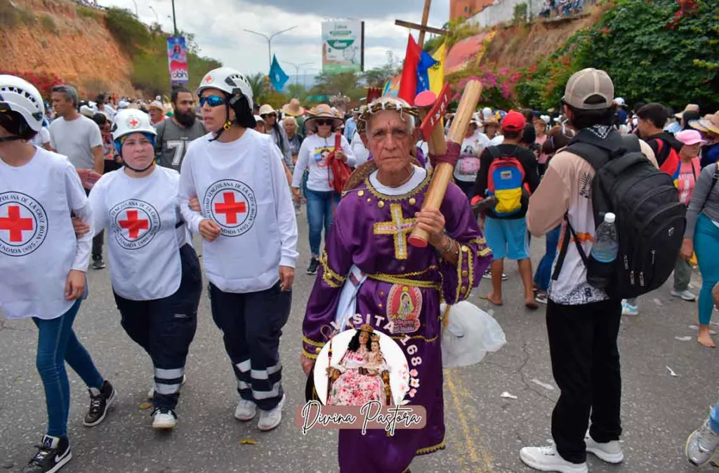 La otra mirada de la procesión de la Divina Pastora: Un recorrido cargado de agradecimiento