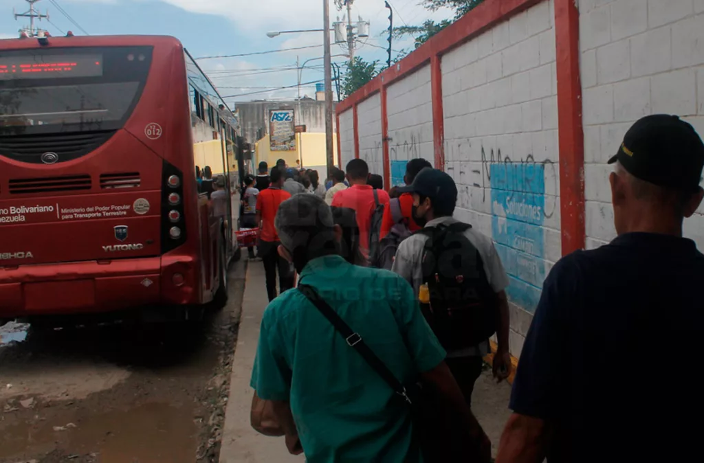 Transbarca activa ruta Carora - Barquisimeto con seis turnos de salida