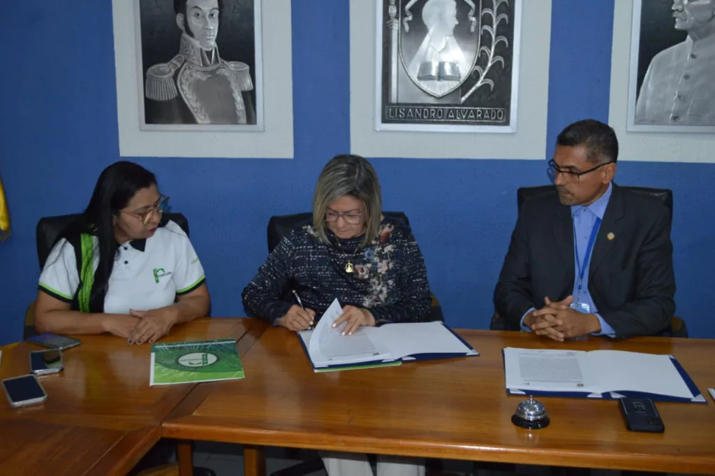 UCLA cierra alianza estratégica con Fundacaña