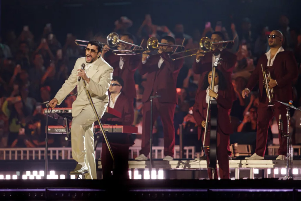 Bad Bunny muestra adelanto de su presentación para el medio tiempo del Super Bowl LX