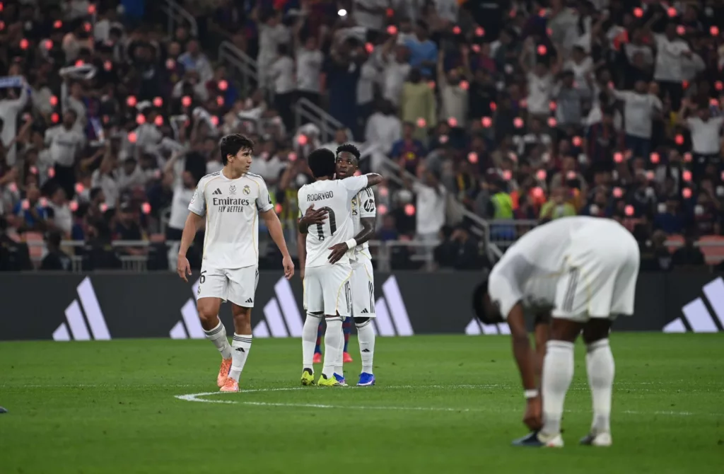 El Real Madrid anuncia la salida de Xabi Alonso y nombra a Álvaro Arbeloa como nuevo entrenador