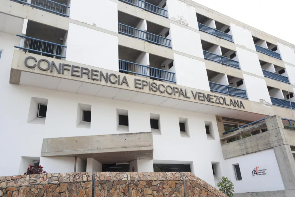 La CEV llama a la coherencia ante el proceso de amnistía, libertad de presos políticos y reconstrucción de la democracia