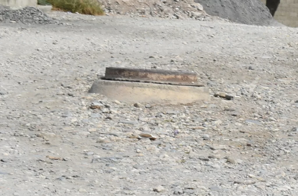 Cloacas y vialidad colapsadas mantienen aislada a la comunidad de El Trompillo