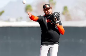 Luis Arráez ya se entrena con los Gigantes de San Francisco