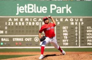 Ranger Suárez se estrena con los Medias Rojas de Boston en el Spring Training