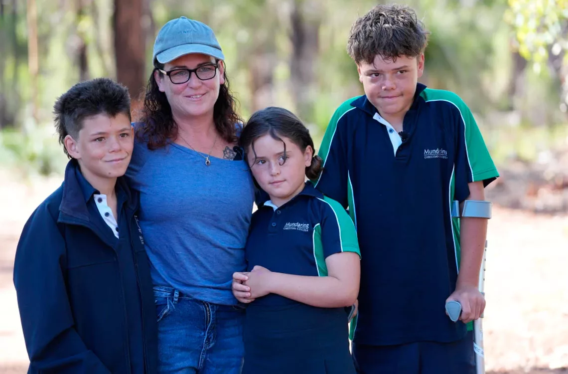 Un adolescente de Australia salvó a su familia nadando cuatro horas en mar abierto para buscar ayuda