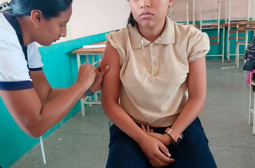 Médicos y autoridades nacionales llaman a vacunarse contra la fiebre amarilla