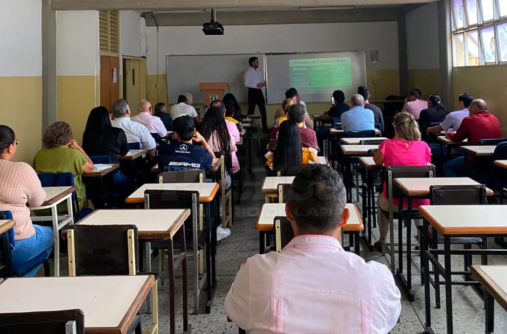 Matrícula de economía en la UCLA ha aumentado 200% en los últimos 5 años