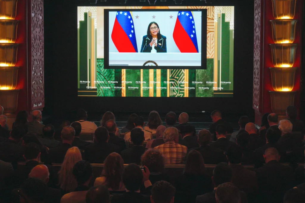 Delegación de EE. UU. habla con inversionistas sobre oportunidades comerciales en Venezuela