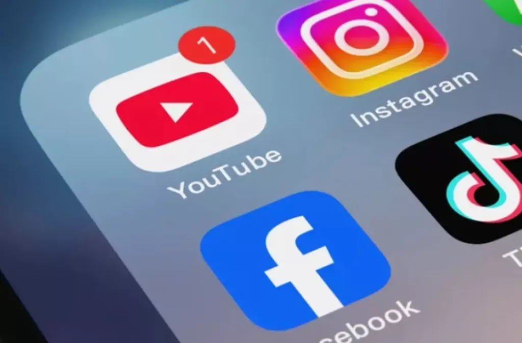 Meta y YouTube enfrentarán millonaria indemnización por daños a la salud mental de menores
