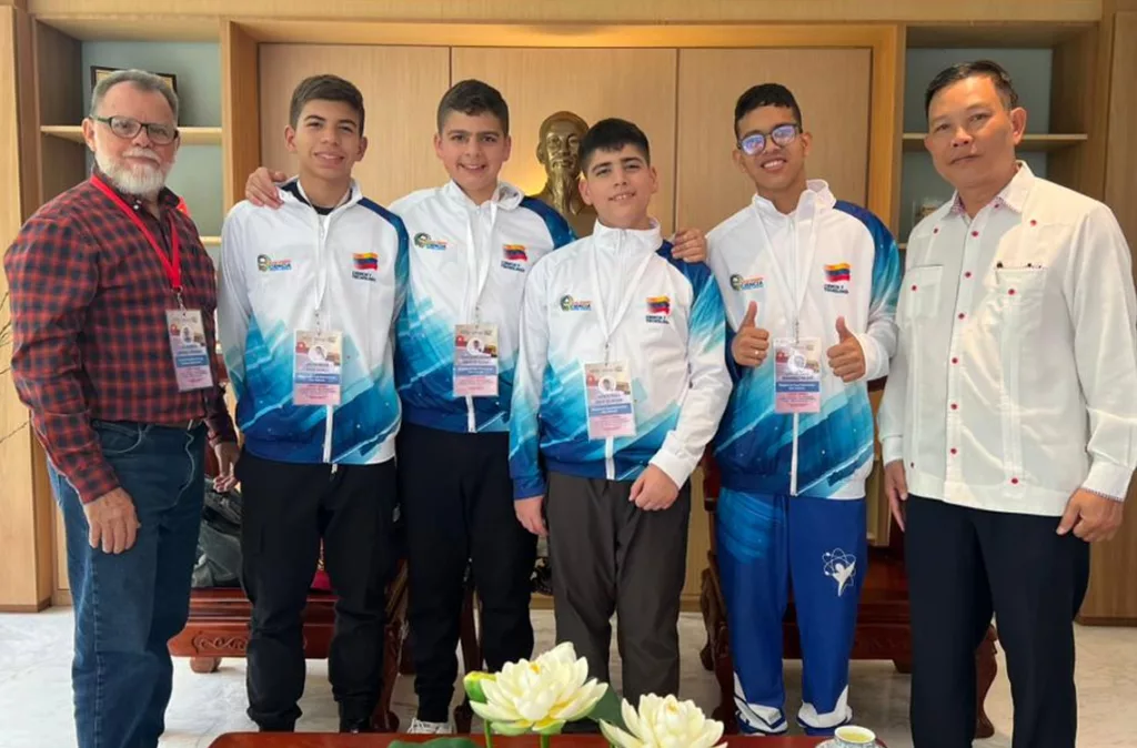 Niños venezolanos destacan desde la formación científica