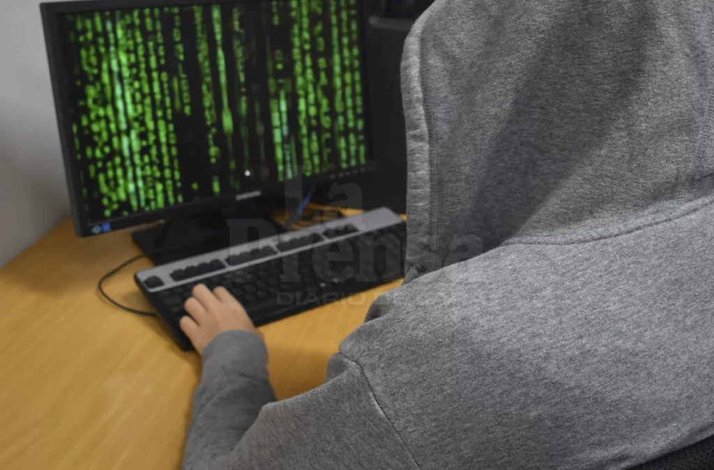 Ola de hackeos en plataformas digitales pone en jaque la seguridad de los usuarios