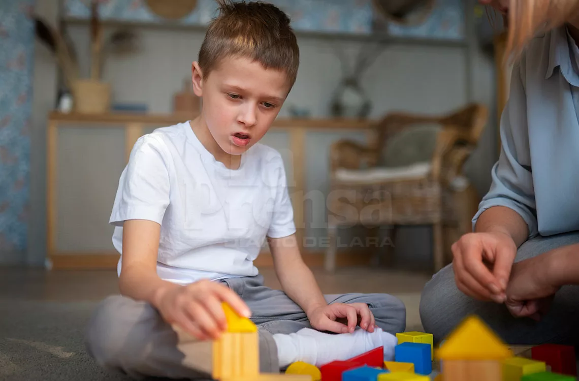 En el autismo nada es absurdo: Aprender a mirar más allá de la punta del iceberg