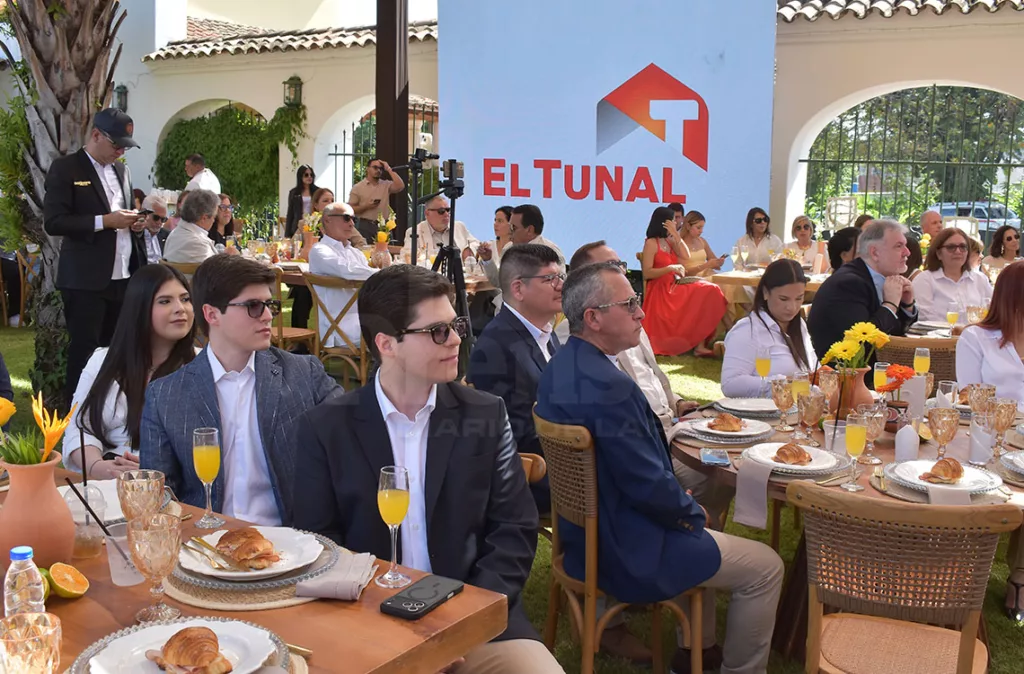 SLIDER eltunal1