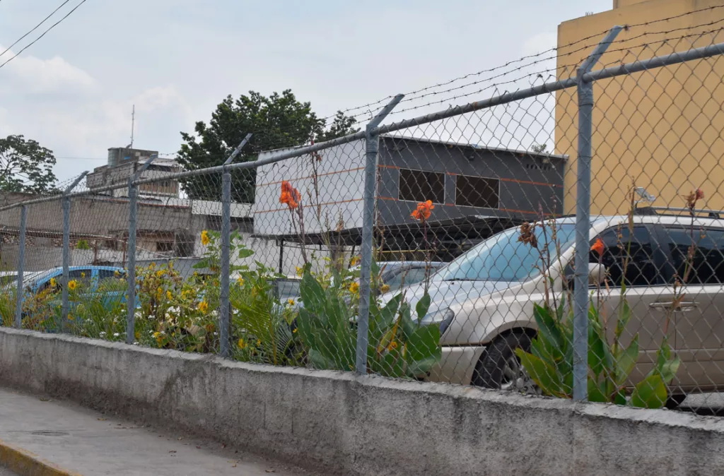 Asamblea Nacional propone revisar y fiscalizar tarifas de estacionamientos privados