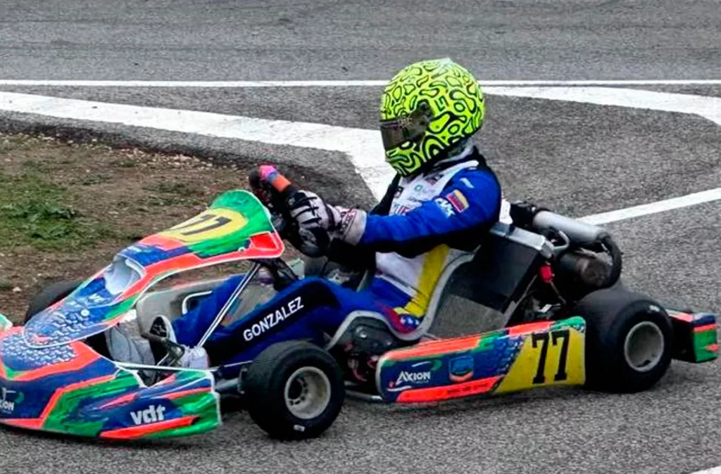 Alessandro González: el joven piloto venezolano que se consolida en el automovilismo europeo