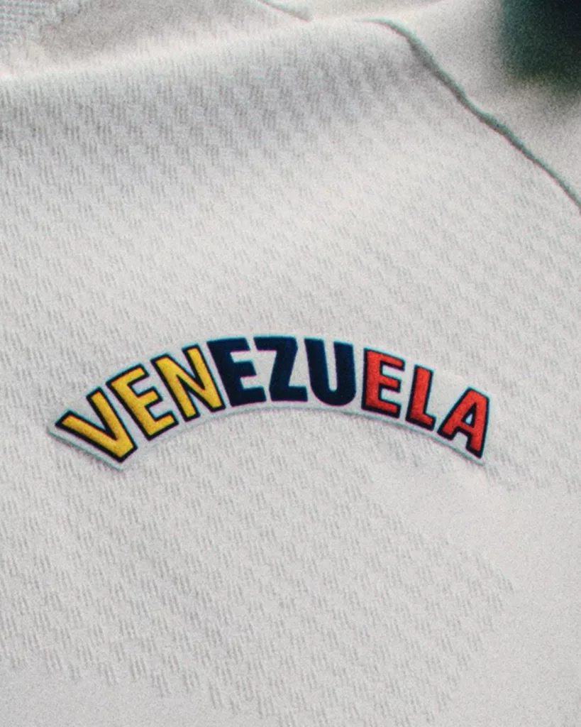 Adidas revela la nueva equipación de visitante de la Vinotinto con esencia histórica