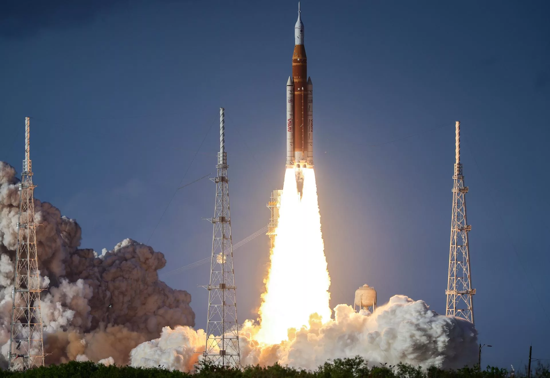 NASA reporta estado óptimo de la tripulación de Artemis II durante su fase de órbita terrestre