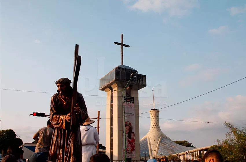 El Viacrucis: Un recorrido de fe entre la historia y el sacrificio espiritual