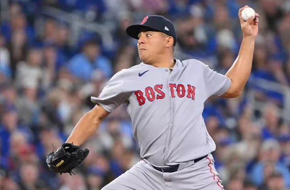 El larense Ranger Suárez silencia a Toronto y suma su segunda victoria con Boston