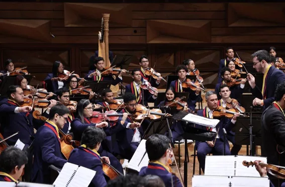 Más de 1.300.000 niños y jóvenes forman parte del Sistema Nacional de Orquestas y Coros